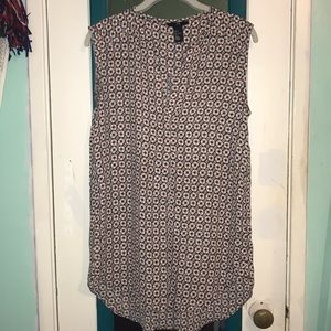 NWOT H&M sleeveless blouse
